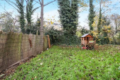 68 Detmold Road, London, E5 9NJ