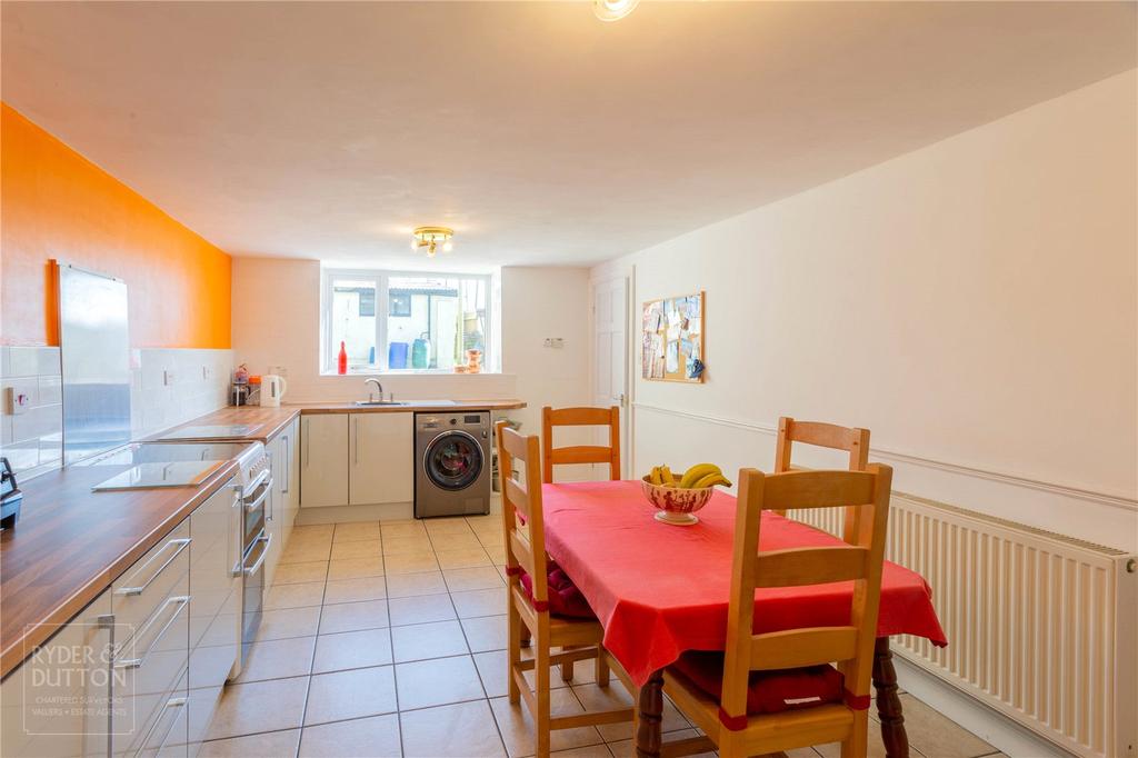 Kitchen Dining Room: