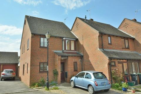 3 Sheppards Field, Wimborne, BH21 1PX