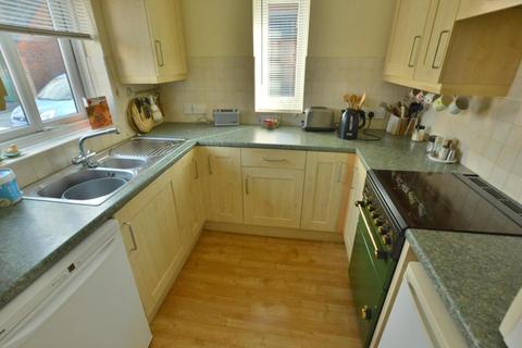 3 Sheppards Field, Wimborne, BH21 1PX