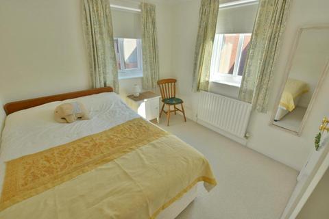 3 Sheppards Field, Wimborne, BH21 1PX