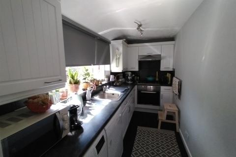 3 bedroom end of terrace house to rent - Dagmar Grove, Beeston, NG9 2BH