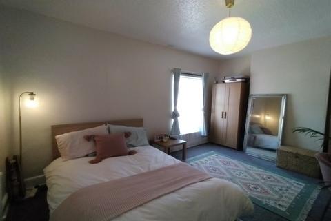 3 bedroom end of terrace house to rent - Dagmar Grove, Beeston, NG9 2BH