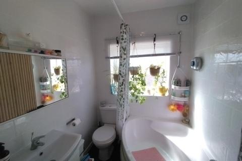 3 bedroom end of terrace house to rent - Dagmar Grove, Beeston, NG9 2BH
