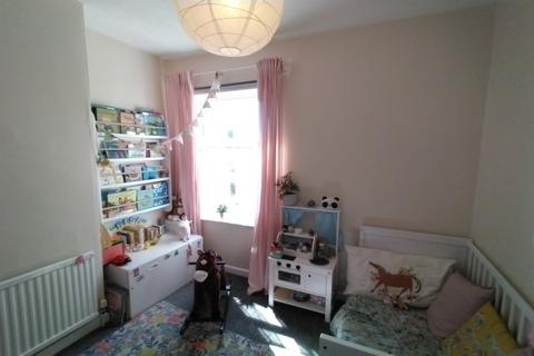 3 bedroom end of terrace house to rent, Dagmar Grove, Beeston, NG9 2BH