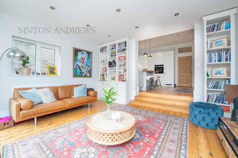 Flat 1, 1 Marchwood Crescent, London, W5 2DZ