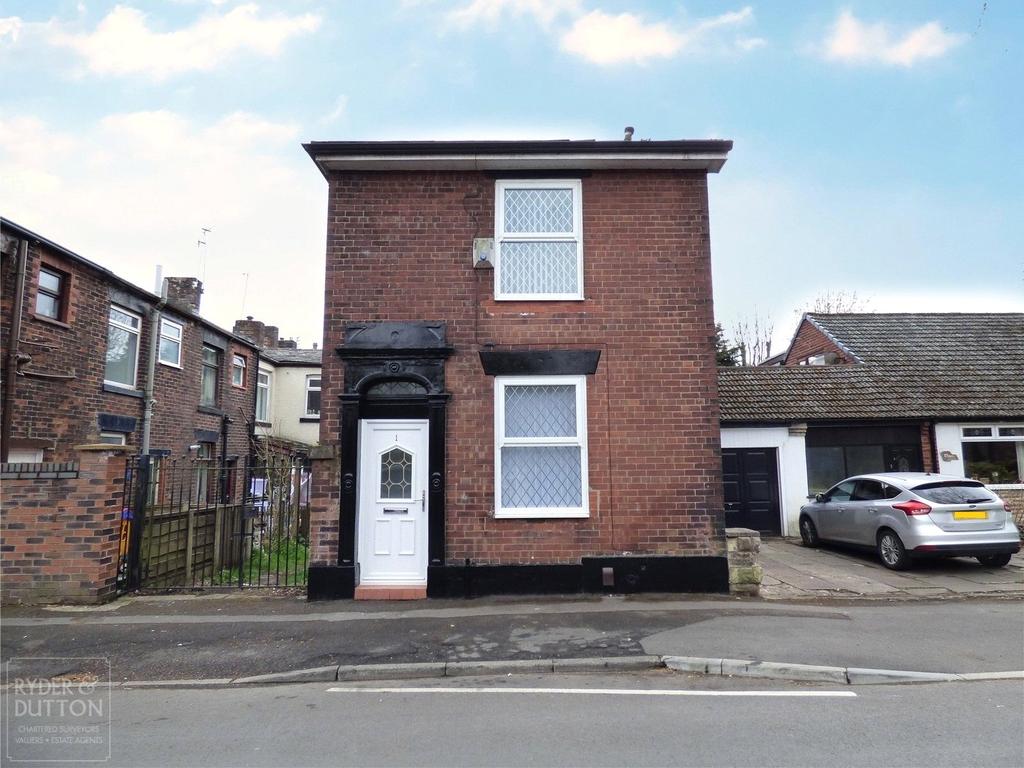 Cemetery Road, Royton, Oldham, OL2 2 bed detached house £650 pcm (£