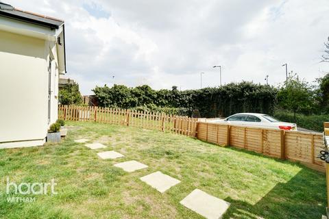 55a Braintree Road, Witham, CM8 2DB