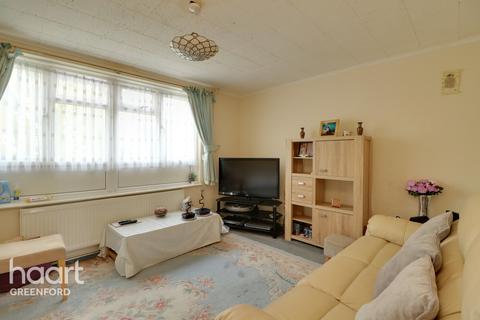 27 Swan Road, Southall, UB1 3JT
