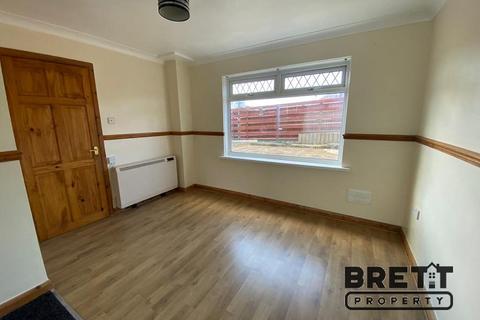 7 Cherry Tree Close, Milford Haven, SA73 1BB