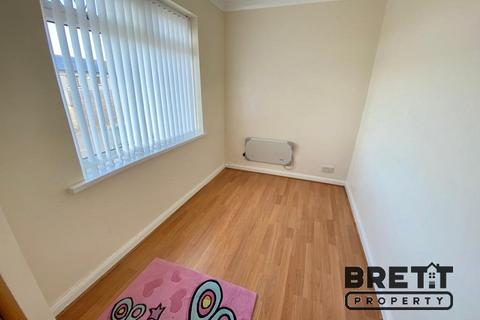 7 Cherry Tree Close, Milford Haven, SA73 1BB