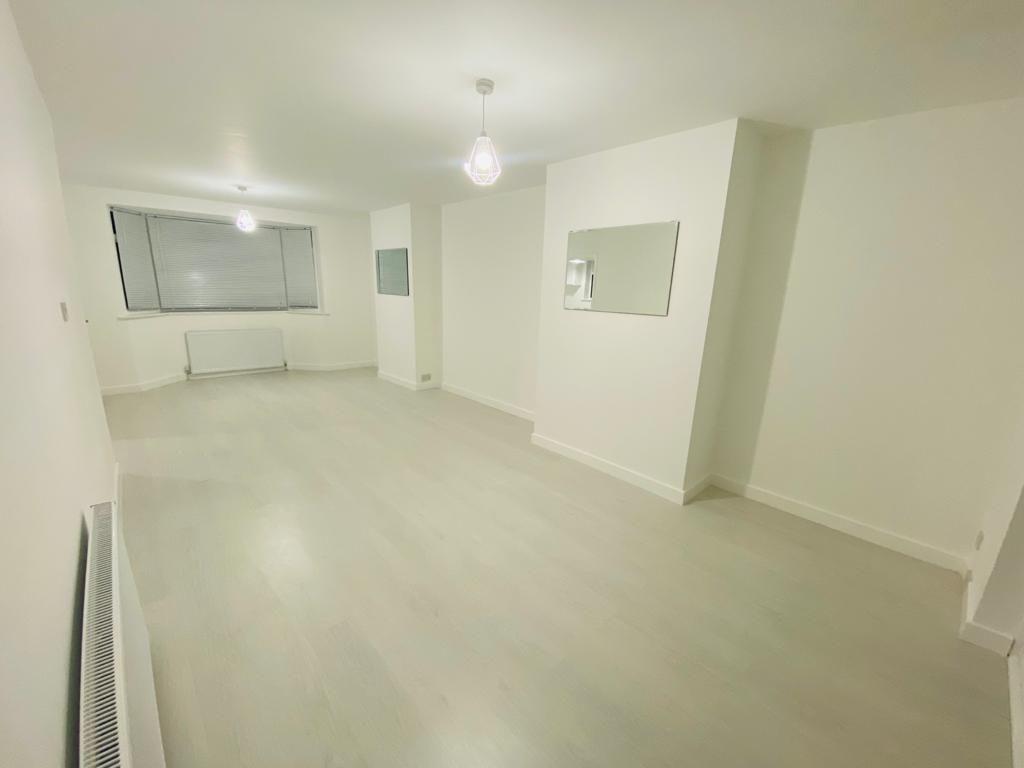 Blackwell Drive, Watford, WD19 1 bed in a house share £650 pcm (£150 pw)