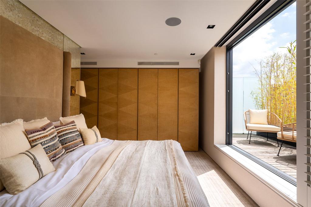 Principal Bedroom