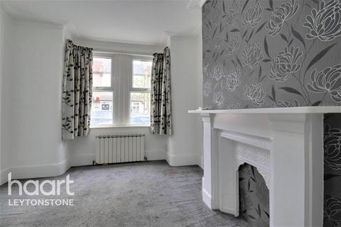 3 bedroom terraced house to rent, Southwell Grove Road, E11