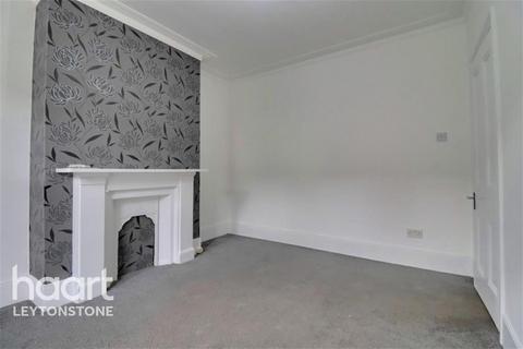 3 bedroom terraced house to rent, Southwell Grove Road, E11