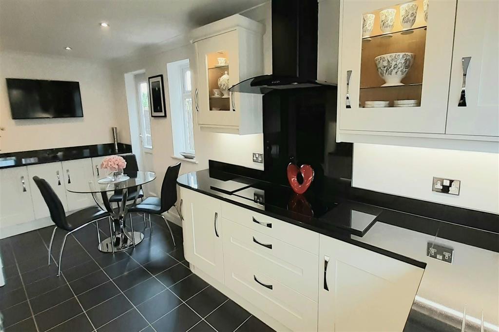 Kitchen/Diner *