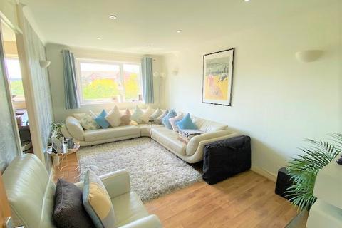 1 bedroom flat to rent, 29 Swans Hope Loughton IG102NA
