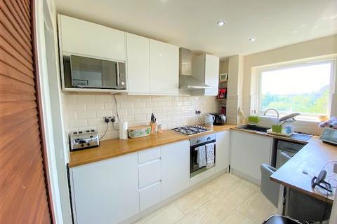 1 bedroom flat to rent, 29 Swans Hope Loughton IG102NA