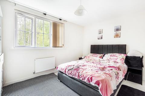 2 bedroom flat for sale - bordon, hampshire GU35