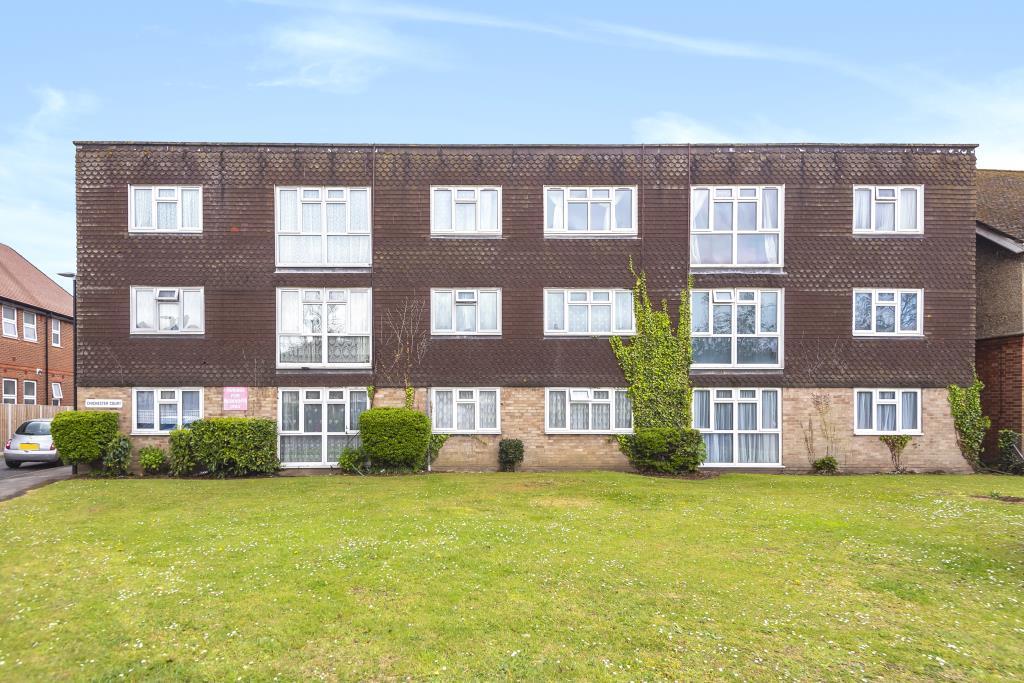 Slough, Berkshire, SL1 2 bed flat £230,000