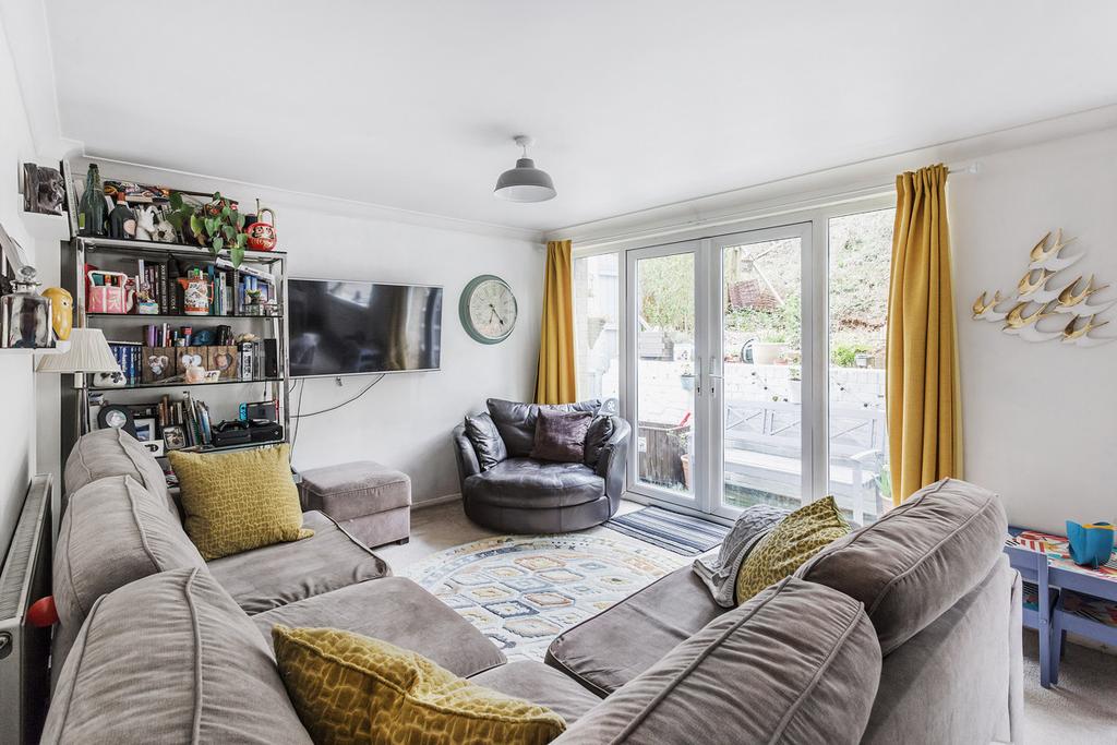 St. Mary's Green, Biggin Hill, TN16 3 bed £300,000