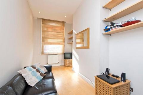 1 bedroom apartment to rent, Fulham Palace Road, London, W6