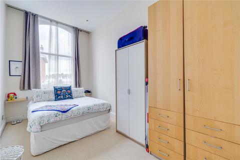 1 bedroom apartment to rent, Fulham Palace Road, London, W6