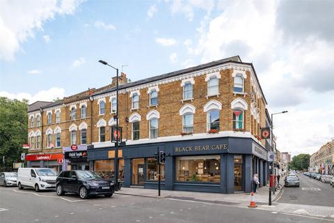 1 bedroom apartment to rent, Fulham Palace Road, London, W6