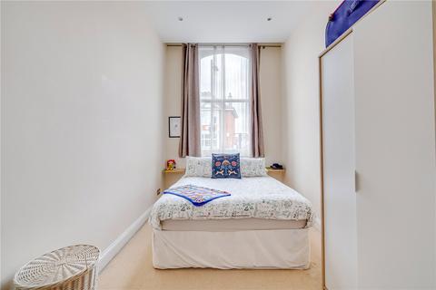 1 bedroom apartment to rent, Fulham Palace Road, London, W6