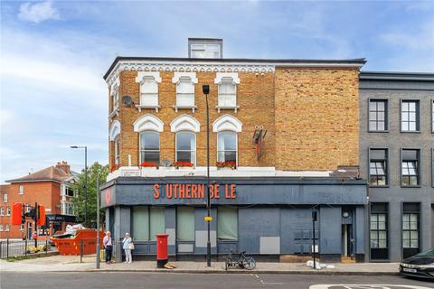 1 bedroom apartment to rent, Fulham Palace Road, London, W6