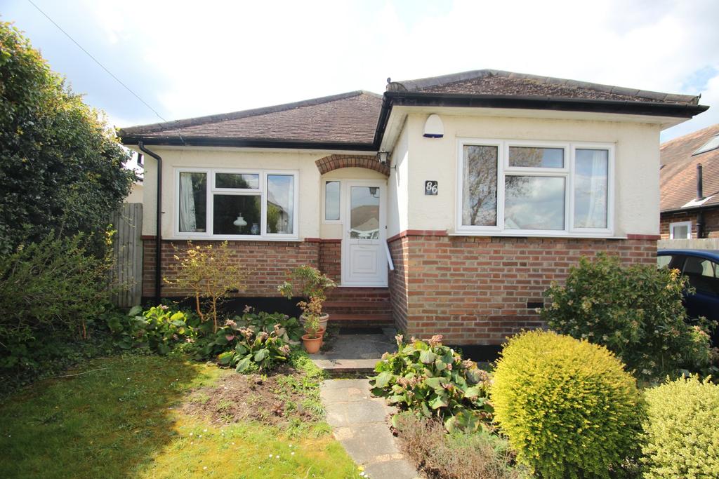 Felstead Road, Orpington, BR6 3 bed bungalow £515,000