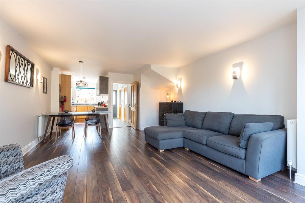 Rufford Gate, Bracknell, Berkshire, RG12 4 bed semidetached house £