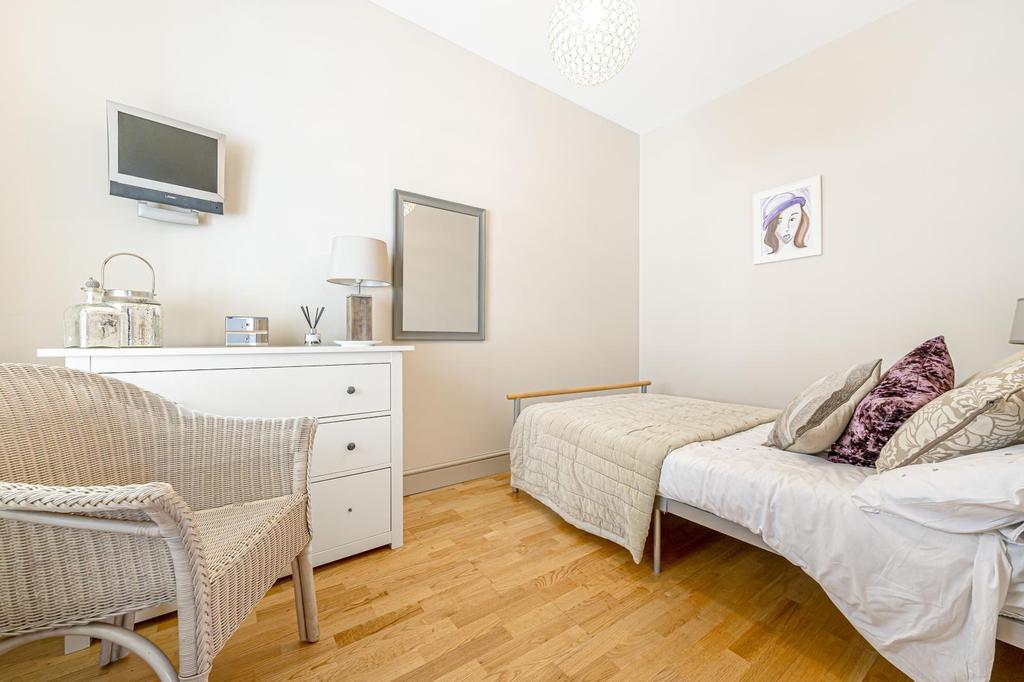 Bedroom Feature