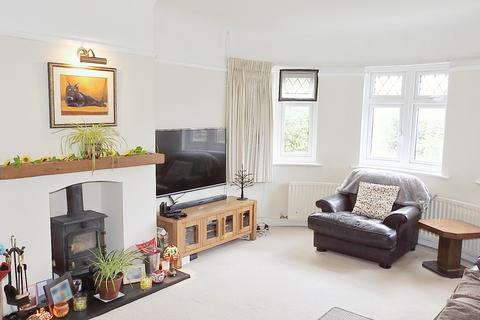 44 Castle Avenue, Epsom, KT17 2PQ