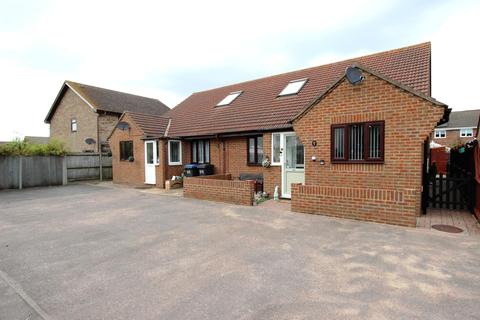 9 Graylen Close, Deal, CT14 6GR