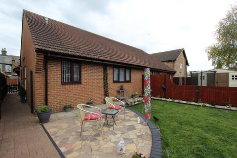 9 Graylen Close, Deal, CT14 6GR