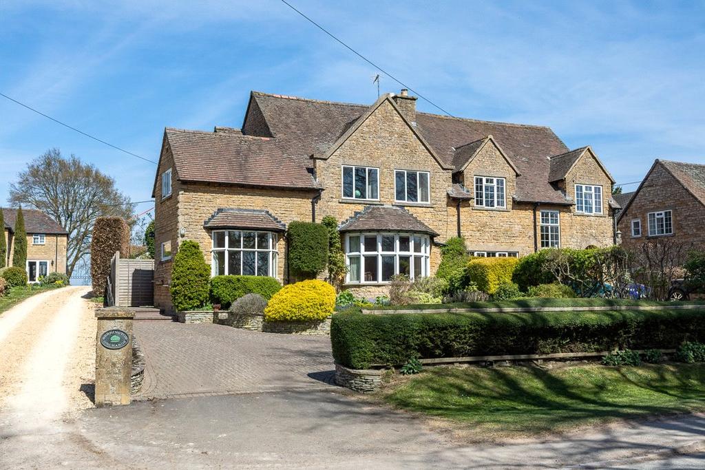Station Road, Chipping Campden... 4 bed semidetached house £700,000