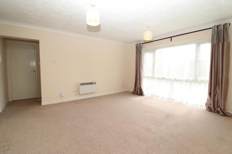 Brantwood Court, W Byfleet, KT14 6BT 2 bed flat - £1,095 pcm (£253 pw)