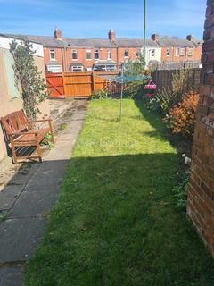 3 bedroom terraced house to rent - Churchill Avenue, Durham