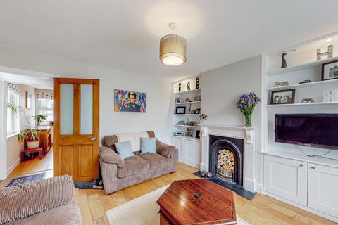 7 Rectory Lane, Ashtead, KT21 2BA