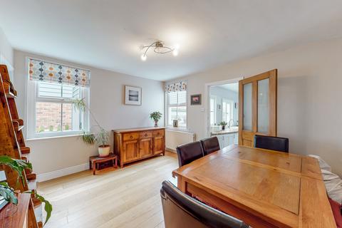 7 Rectory Lane, Ashtead, KT21 2BA