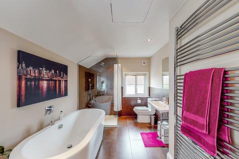 7 Rectory Lane, Ashtead, KT21 2BA