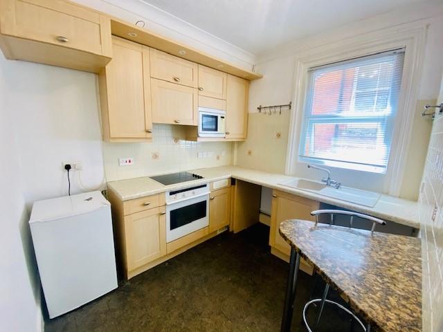 Fitted kitchen