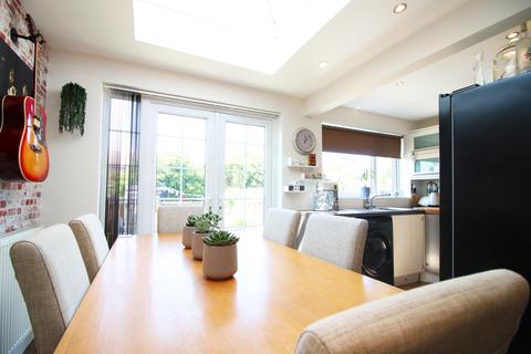 37 Beach Road, Fleetwood, FY7 8PS