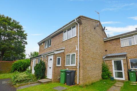 2 bedroom semi-detached house to rent, Hamilton Road, Lea Park