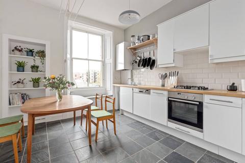12/5 Links Gardens, Edinburgh, EH6 7JG