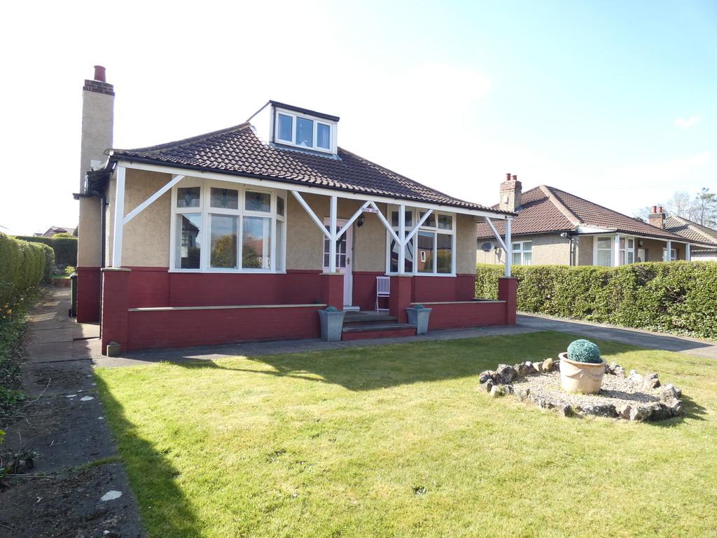 Low Street Leeming Bar Northallerton 3 Bed Detached Bungalow £285 000