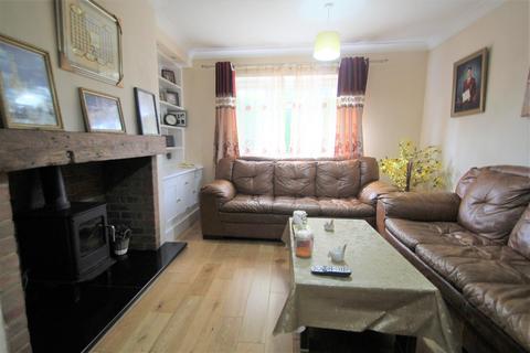 10 Bedfont Green Close, Feltham, TW14 8EG