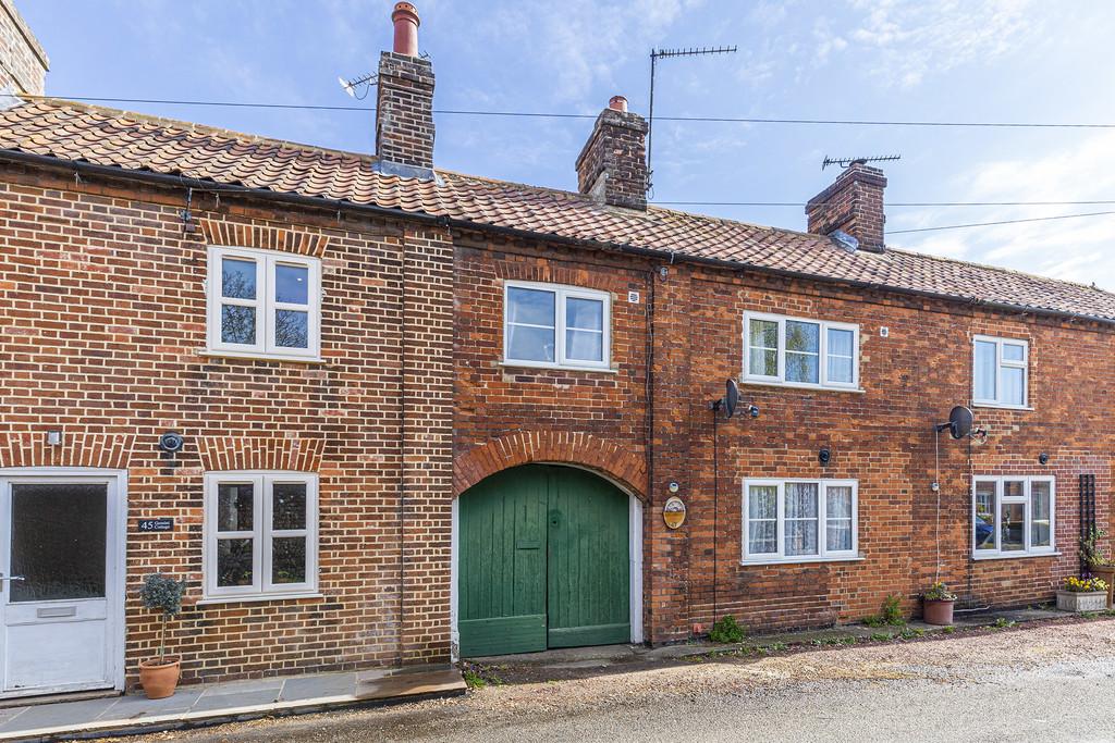 Eastgate Street, North Elmham 3 bed terraced house £825 pcm (£190 pw)