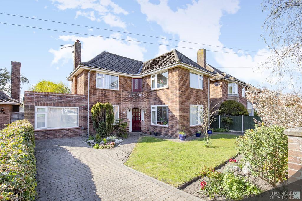 Welsford Road, Eaton Rise 4 bed detached house £450,000
